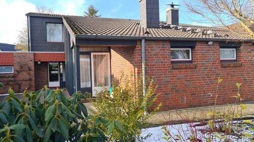 Rückansicht - Einfamilienhaus mit 240,00 m&sup2; in Varel zum Kaufen