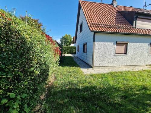 Blick Richtung Einfahrt.jpg - 