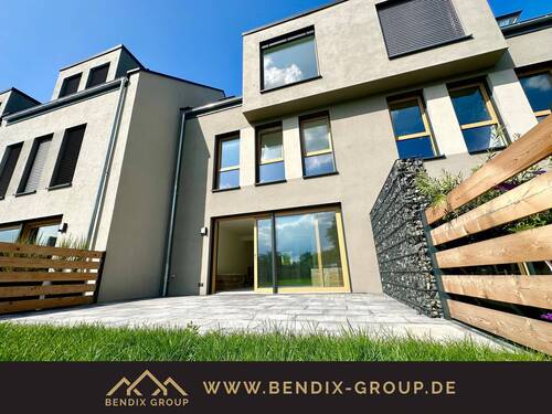 Wohnbeispiel - Schickes Reihenhaus am See I 6 Zi I Hochwertige Ausstattung I Privatgarten I Energieeffizient!