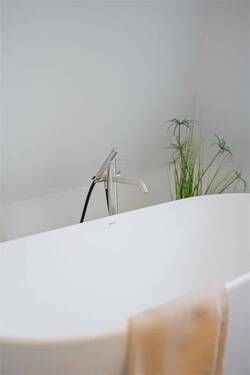 6 Detail Bad 2 - 
