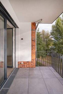 Loggia - Etagenwohnung mit 76,00 m² in Berlin zur Miete