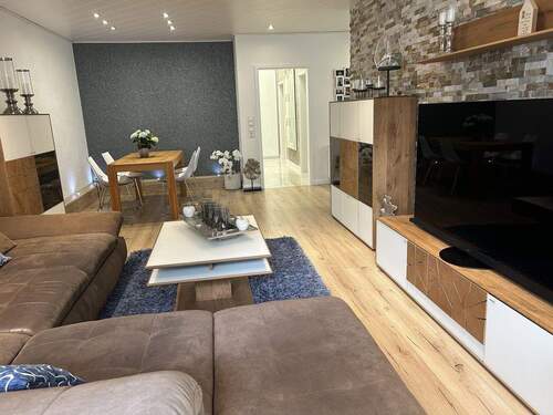 Wohnzimmer/Esszimmer - 