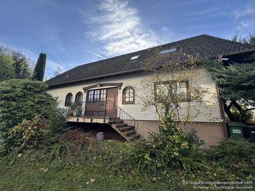 Hausansicht - 6 Zimmer Einfamilienhaus zum Kaufen in Bad Herrenalb