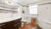 1. OG Badezimmer 1 - 