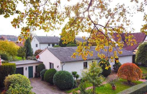 Bild1 - Gepflegter Bungalow mit Garage - 249.000,00 EUR Kaufpreis, ca.  147,00 m² Wohnfläche