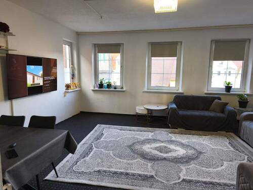 Wohnzimmer (2.OG) - 5 Zimmer Etagenwohnung zum Kaufen in Memmingen