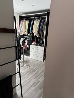 Blick in das Ankleidezimmer - 