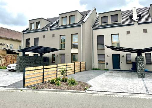 Eingang - 5 Zimmer Reihenmittelhaus in Neukieritzsch