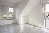 Helle Dachgeschosswohnung - 