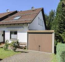 Zögern Sie nicht: Gepflegte Doppelhaushälfte mit Garten& Garage - Holzminden Neuhaus