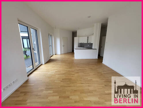 Wohnzimmer mit offener Küche - 