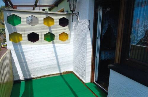 Balkon m. Tür zur Wohnküche - 
