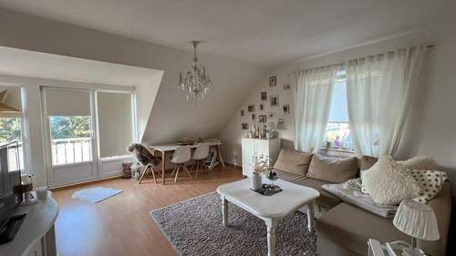 Wohnzimmer - 2 Zimmer Etagenwohnung zur Miete in Quickborn / Am Hagedorn
