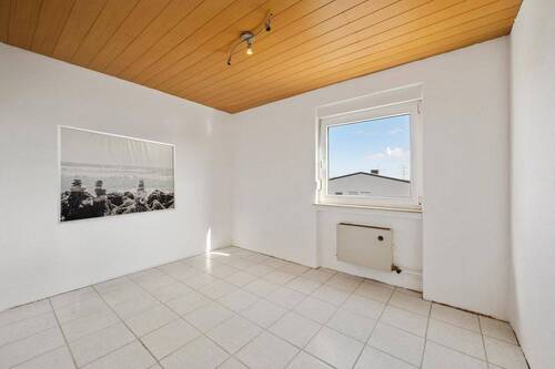 Kinderzimmer/Büro - 