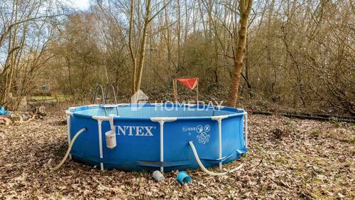 B Pool 1 - 