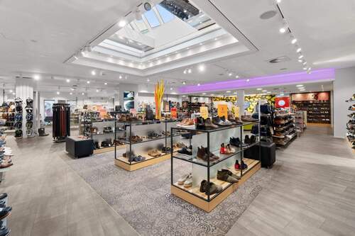 Große Verkaufsfläche mit Belichtung - Gewerbeobjekt (Büro, Produktion, Verkauf) in Krefeld zum Kaufen