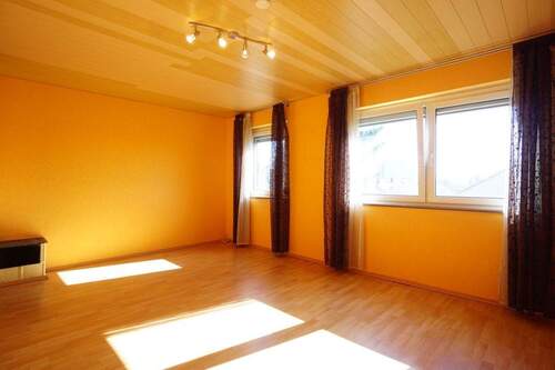 Großes Zimmer im Obergeschoss - 