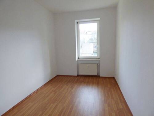 Zimmer 3 - 