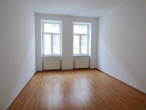 Zimmer 1 - 