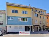 Hausansicht - Vielseitig nutzbares 1-2-FH mit EinliegerwohnungGewerbeeinheit in zentraler Lage von Schönau
