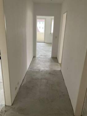 Flur der Wohnung - 2 Zimmer Etagenwohnung in Lampertheim