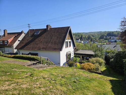 Freistehendes Einfamilienhaus - 