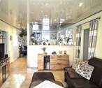 Wohnzimmer mit Blick zur Küche.jpg - *** Exklusive 4 Zimmer, Küche, Badwohnung mit Balkon in ruhiger Lage Lohfelden zu verkaufen
