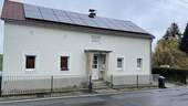 Straßenseite - Wohnen im Familienglück - 298.000,00 EUR Kaufpreis, ca.  130,00 m² Wohnfläche