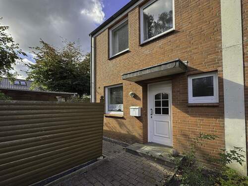 Bild 1 - Gepflegtes Reihenendhaus mit Wintergarten in Flensburg - Westliche Höhe