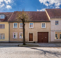 KENSINGTON - Exklusiv - Zweifamilienhaus mit Potenzial im Zentrum von Kyritz