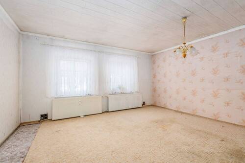 WE 2 - Wohnzimmer - 5 Zimmer Mehrfamilienhaus, Wohnhaus zum Kaufen in Kyritz