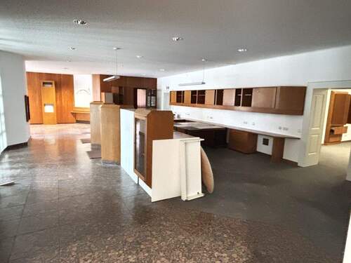 Eingangsbereich/Kundenbereich EG - 2 Zimmer Büro in Bad Griesbach im Rottal