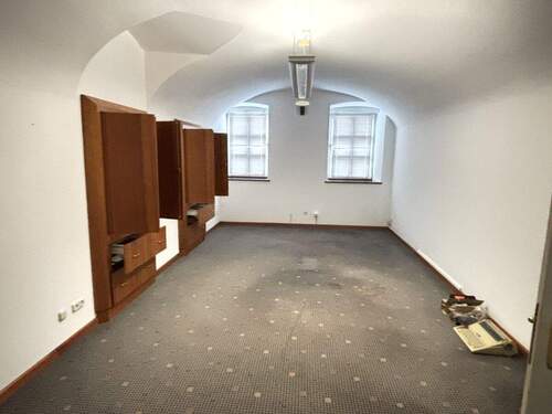 Zimmer EG - Büro mit 672,00 m&sup2; in Bad Griesbach im Rottal zum Kaufen
