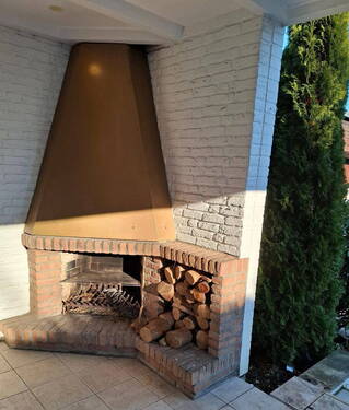 Kamin auf der Terrasse - 