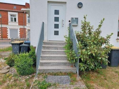 Eingang zur OG-Wohnung EFH/ZFH - 