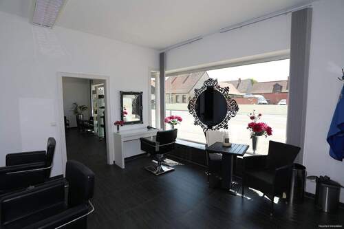 Gewerbefläche im EG - 