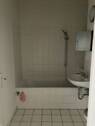 Badezimmer - Etagenwohnung mit 49,90 m&sup2; in Cottbus zur Miete