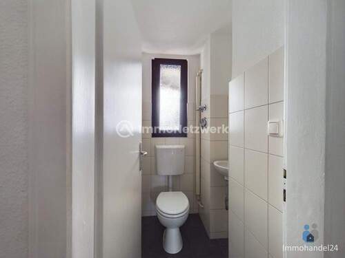WC - 