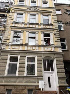 Vorderansicht - Helle 4-Raum-Wohnung in der Nähe des Steigers