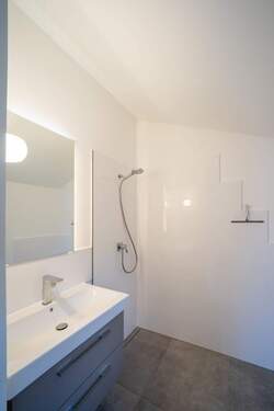 Bad im Büro/Lager im EG (1) - 