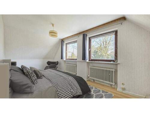 Schlafzimmer DG - digitales Staging - 