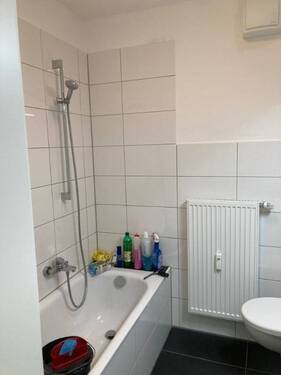 Beispielbad - 3 Zimmer Etagenwohnung zur Miete in Herne