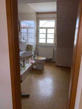 Badezimmer - Etagenwohnung mit 57,10 m&sup2; in Gudensberg zum Kaufen