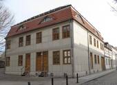 Holzmarktstraße 21 - Straßenansicht - Modernes Altbau-Flair für Singles & Paare