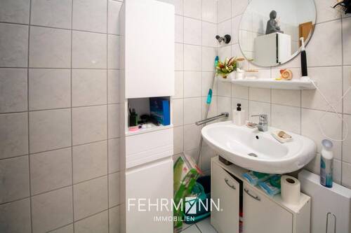 Badezimmer-01 - 