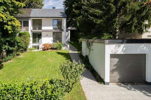 DHH in ruhiger Lage - Top-sanierte Doppelhaushälfte in Planegg - Wärmepumpe, Garten & Würmauen-Nähe, Energieeffizienz A