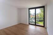 Elternschlafzimmer mit Balkon - 