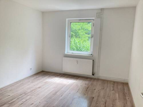 Schlafzimmer - 3 Zimmer Etagenwohnung zur Miete in Salzgitter