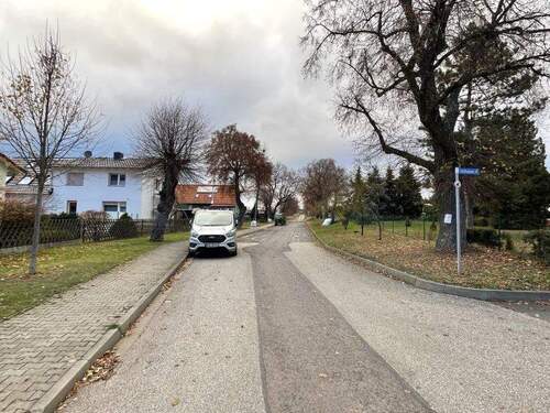 -Lindenstraße-, Blick nach Norden - 4 Zimmer Einfamilienhaus in Seeland