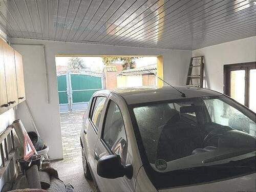 Garage - 
